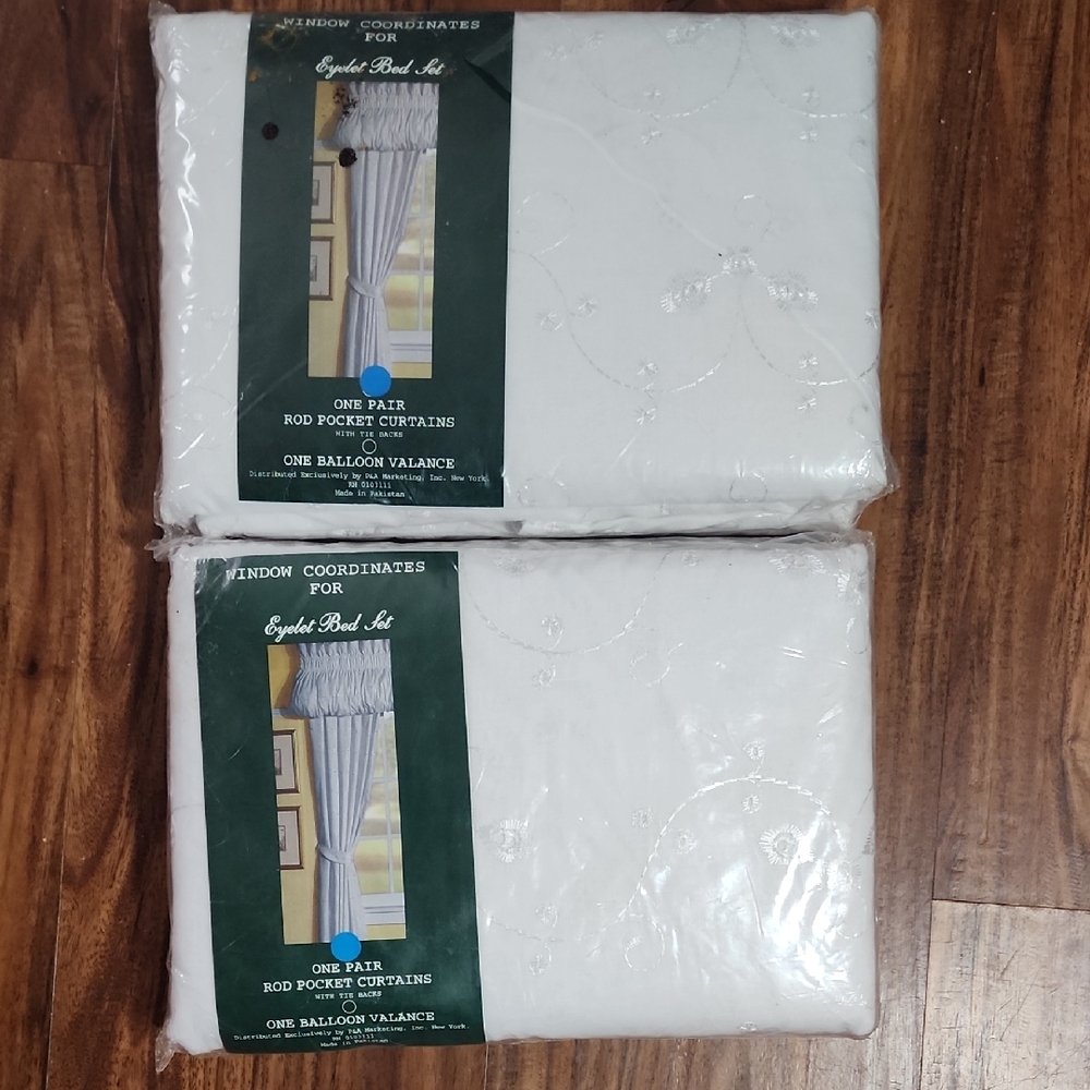 White Eyelet Bed Set Curtains